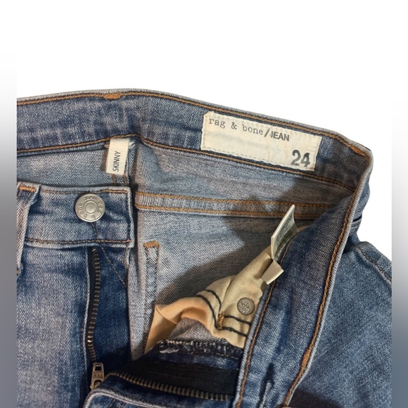 Rag & Bone Distressed Skinny Jeans! - Picture 4 of 4